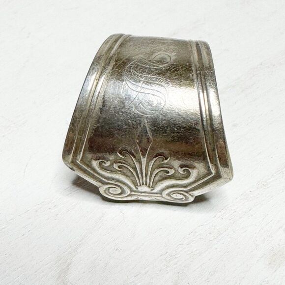 Vintage Spoon Handle Ring Etched Initial Monogram S Size 4 Silver Tone - Picture 2 of 15